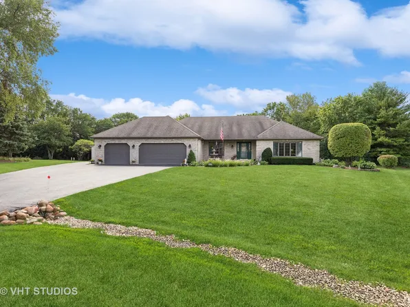 12021 W Castle Dr, Mokena, IL 60448