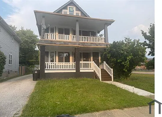3 bed, 1209 sqft, $1,100 — Photo 1