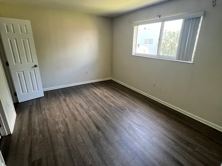 11311 SW 200th St #306 — Photo 16
