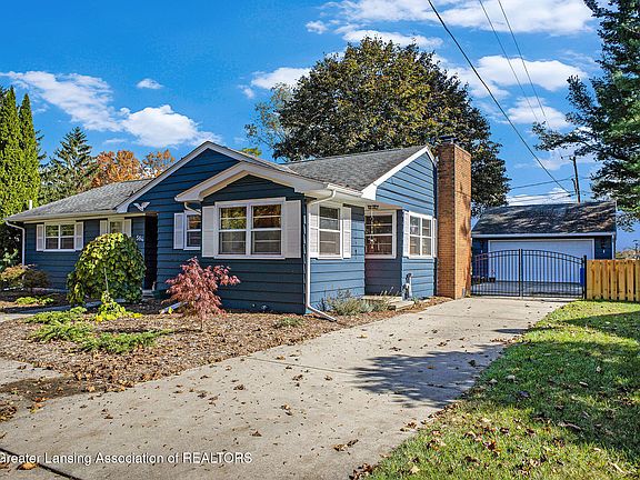 2nd image of 584 Vanderveen Dr