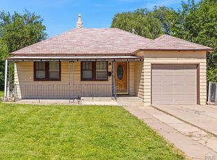 1737 Cypress St, Pueblo, CO 81004