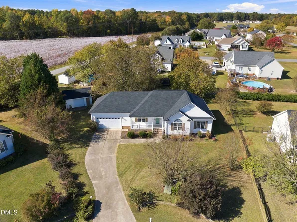 96 Magnolia Pl, Selma, NC 27576