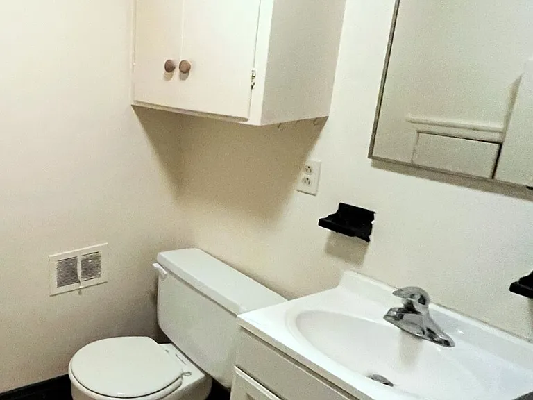 2618 Fairfield Pl — Photo 9