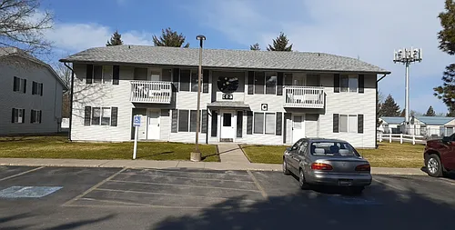 8551 N Government Way Photo 1