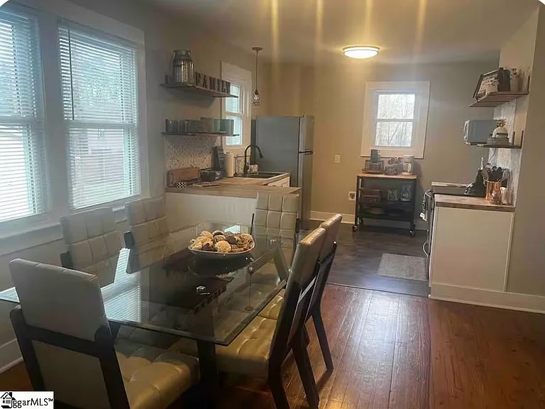 214 Clemson Ave — Photo 7