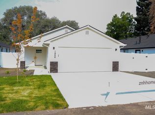 1906 Oregon Ln, Caldwell, ID 83605
