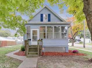 1416 W Chestnut St, Bloomington, IL