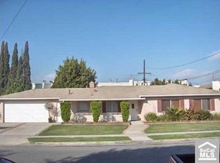 11911 207th St, Lakewood, CA 90715