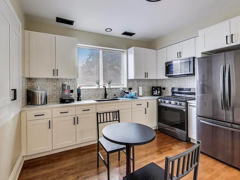 1337 S Austin Blvd #1 — Photo 8