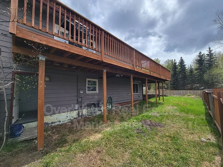 17024 Meadow Creek Dr — Photo 6