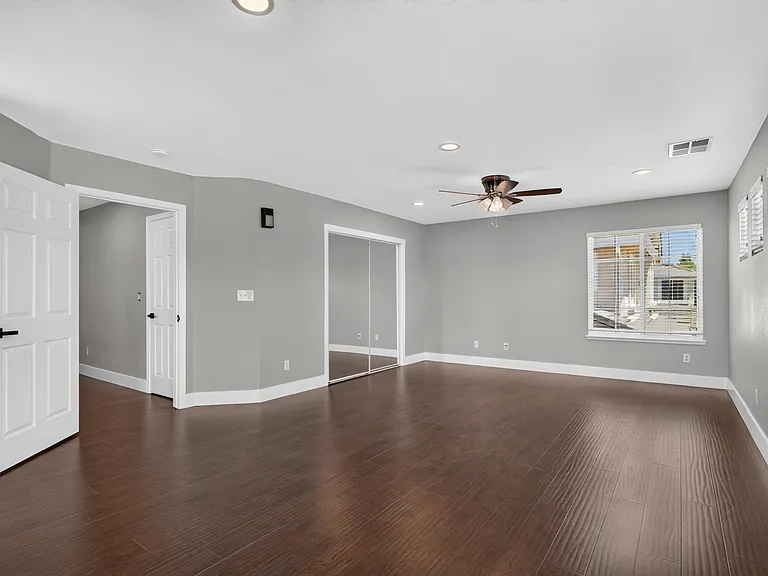 1490 Peppertree Rd — Photo 33