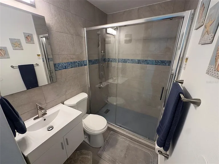 Calle San Patricio Calle San Patricio #Apt D 402 — Photo 8