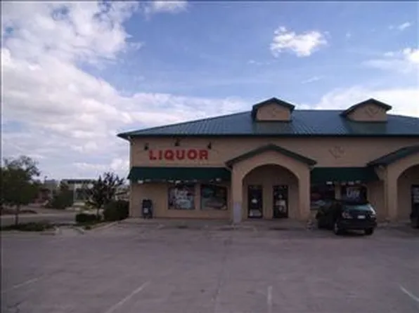 1020 Eagleridge Blvd, Pueblo, CO 81008