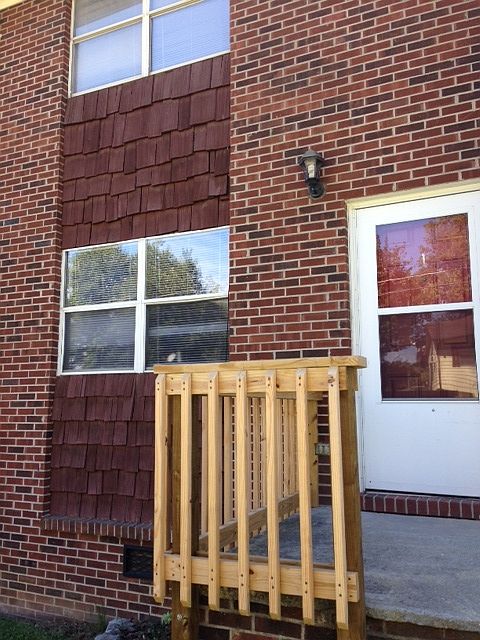 1st image of 1007 Oak St APT 3