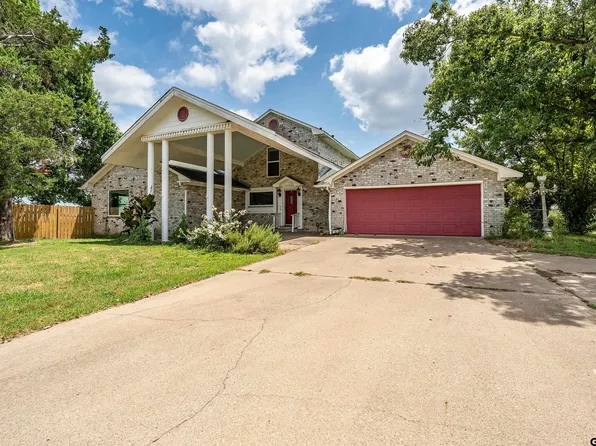 820 Bizzell Rd, Frankston, TX 75763