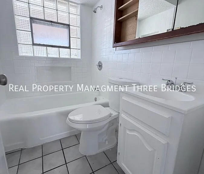 35 S Barat Ave — Photo 4