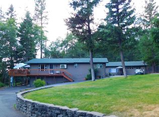 1088 Barker Dr, Merlin, OR 97532
