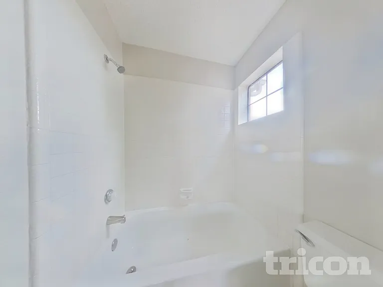 525 Horse Shoe Bnd — Photo 14