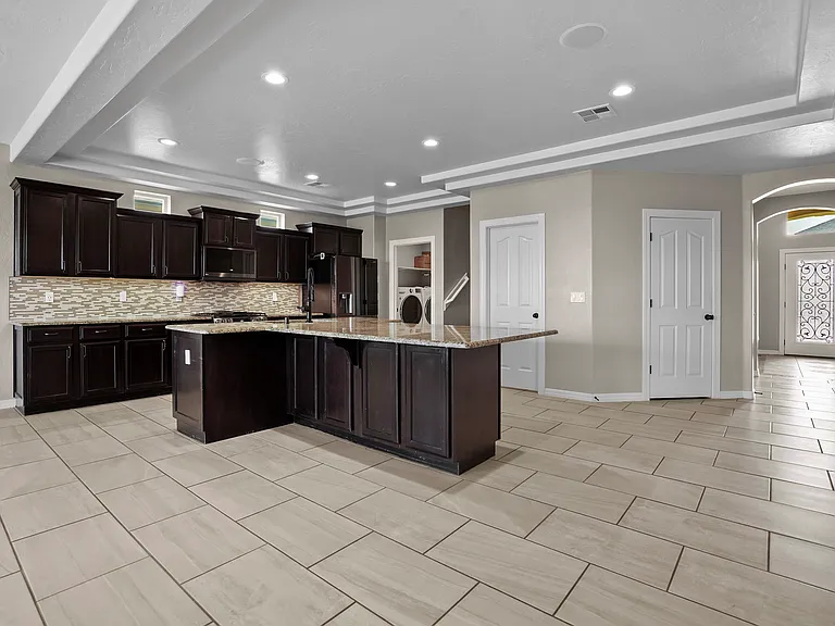 12540 Arrow Weed Dr — Photo 8