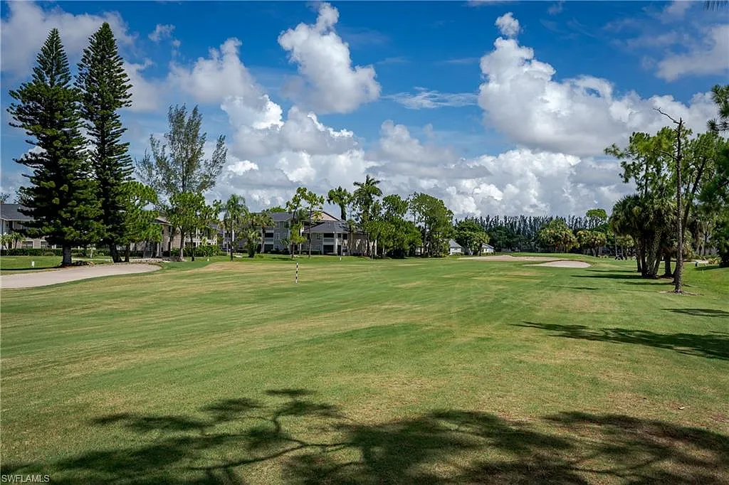 2 bed, 2.0 bath, 842 sqft, $3,000 — Photo 3