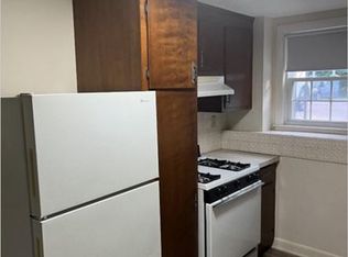 157 Stone St, Walpole, MA 02081