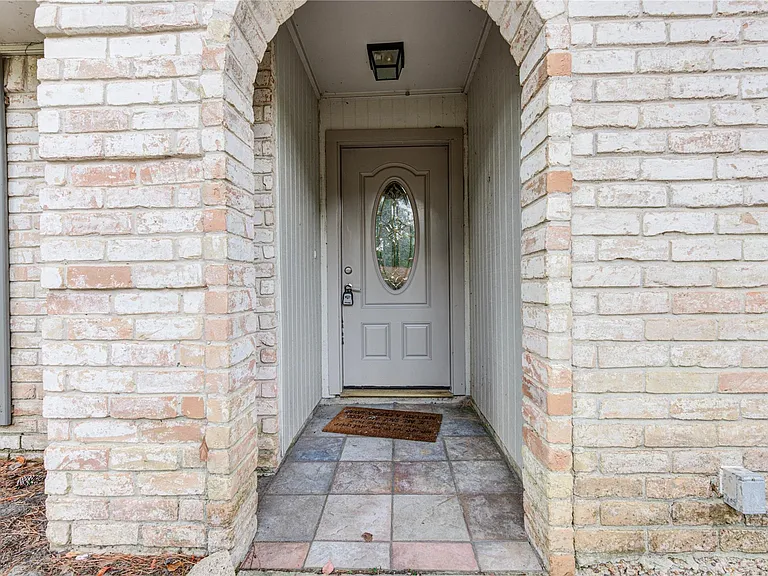 2126 Fir Springs Dr — Photo 2