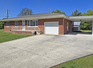 1041 Shawnee Dr, Williamsburg, KY 40769