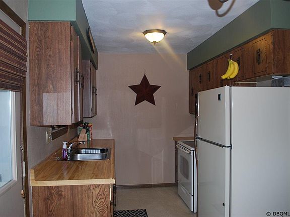 5th image of 602 3rd St NW