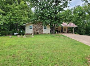 12 Iroquois Dr, Cherokee Village, AR 72529