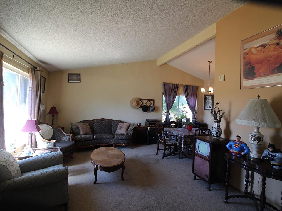 2nd image of 693 Faye Park Dr