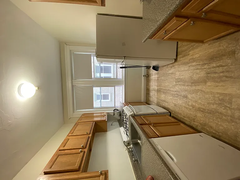 1687 Commonwealth Ave #8A — Photo 3