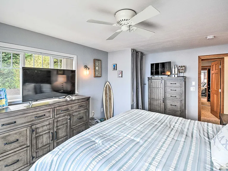 9946 Johnson Point Rd NE — Photo 19