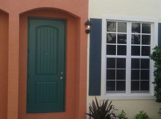 704 SW 1st Dr, Pompano Beach, FL 33060