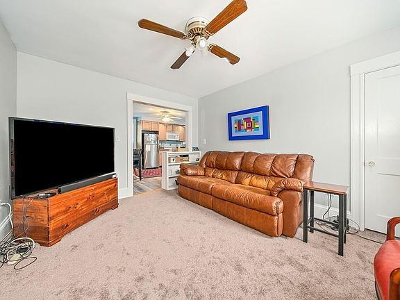 5th image of 28 Home Park Ct #1