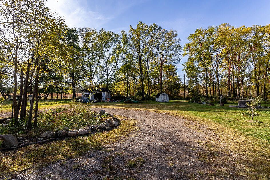 2297 McLain St, Parma, MI 49269 MLS 22044007 Zillow