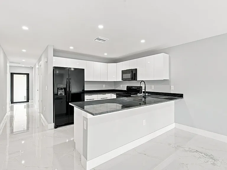 4778 Nelson Dr — Photo 2