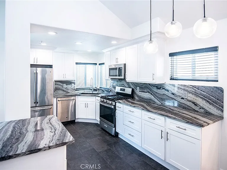 8585 Moody St — Photo 10