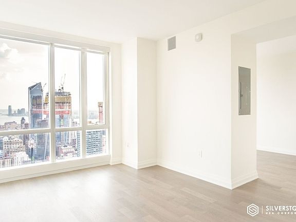 3rd image of 460 W 42nd St APT 58H