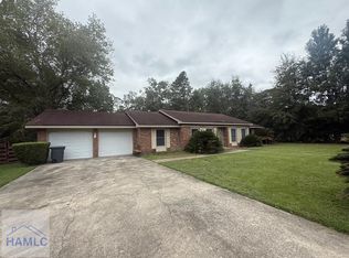 619 Olmstead Dr, Hinesville, GA 31313