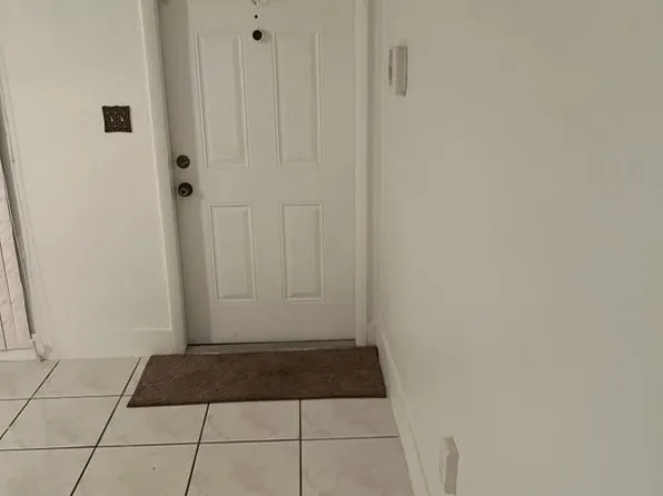 7775 Panama St, Hollywood, FL 33023