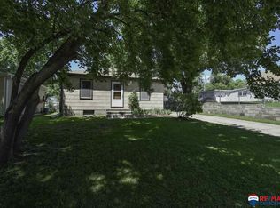 1144 Furnas Ave, Lincoln, NE 68521
