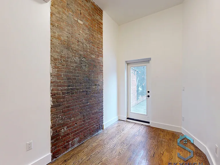 71 Malcolm X Blvd #1B — Photo 8