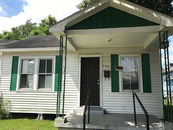 2nd image of 337 Daigre St
