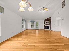 208 56th St, Virginia Beach, VA