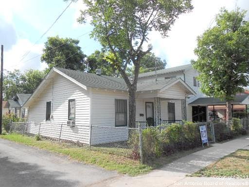2nd image of 310 N Calaveras St