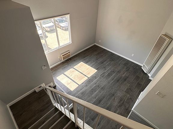 4th image of 6043 Eleanor Ave #12A