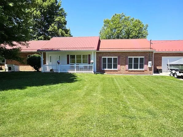 135 Clifton Mills Rd, Bruceton Mills, WV 26525