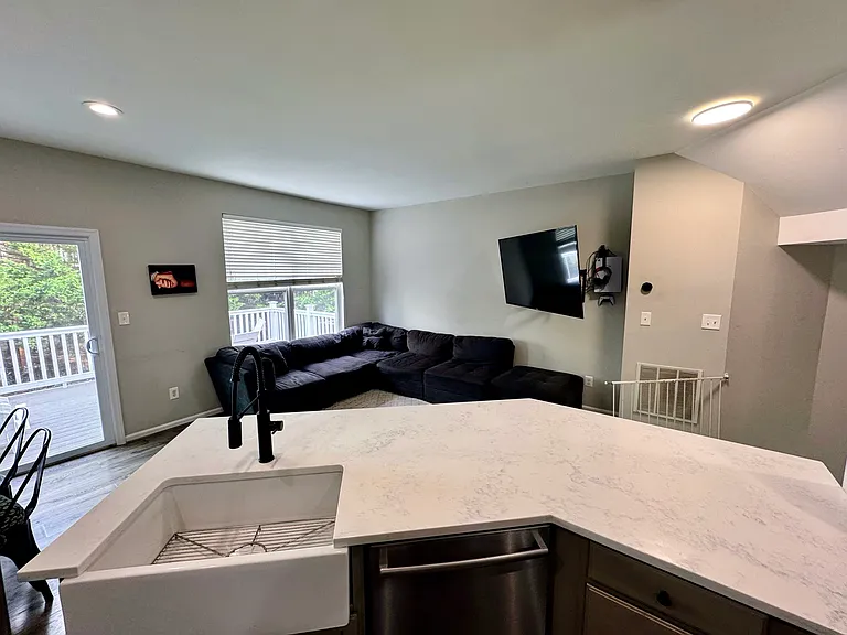 13409 Burrough Farm Dr — Photo 4