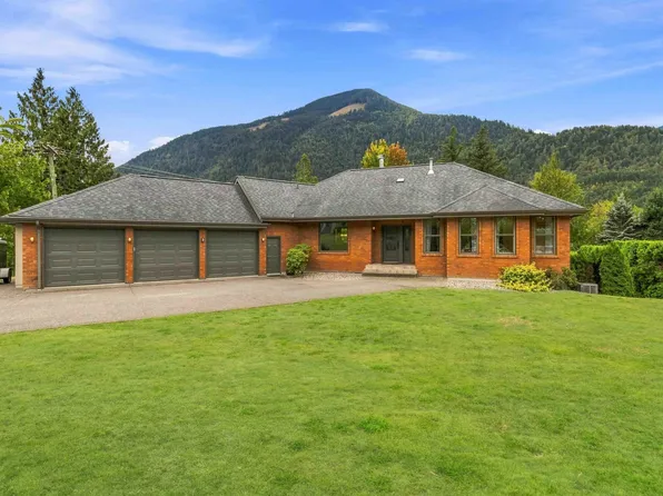 4320 Estate Dr, Fraser Valley, BC V2R 3B4