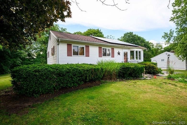 49 Marjorie Dr North Branford CT 06471 Zillow